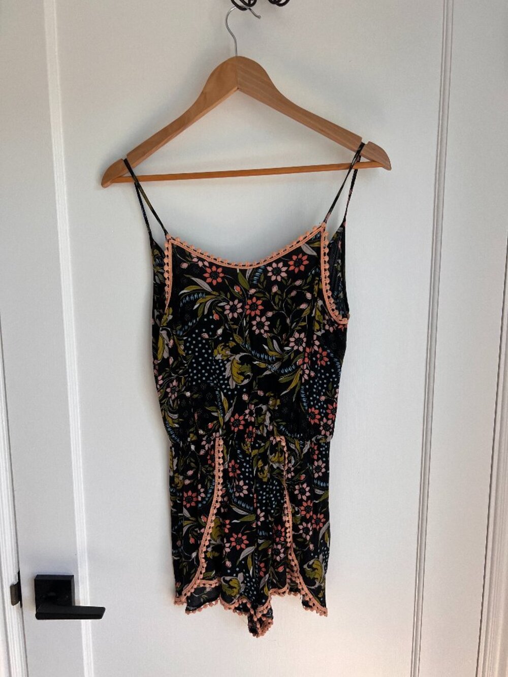 Mahina Beachy Floral Romper (Size S)